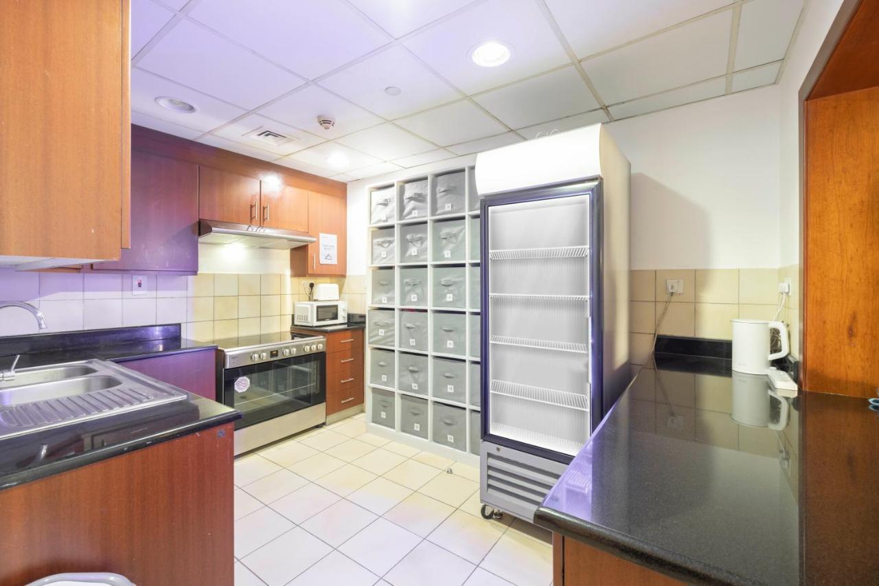 Next'House - Jbr Beach Hostel - Pool - Walk To Jbr Beach - Metro Station Dubai Exteriör bild