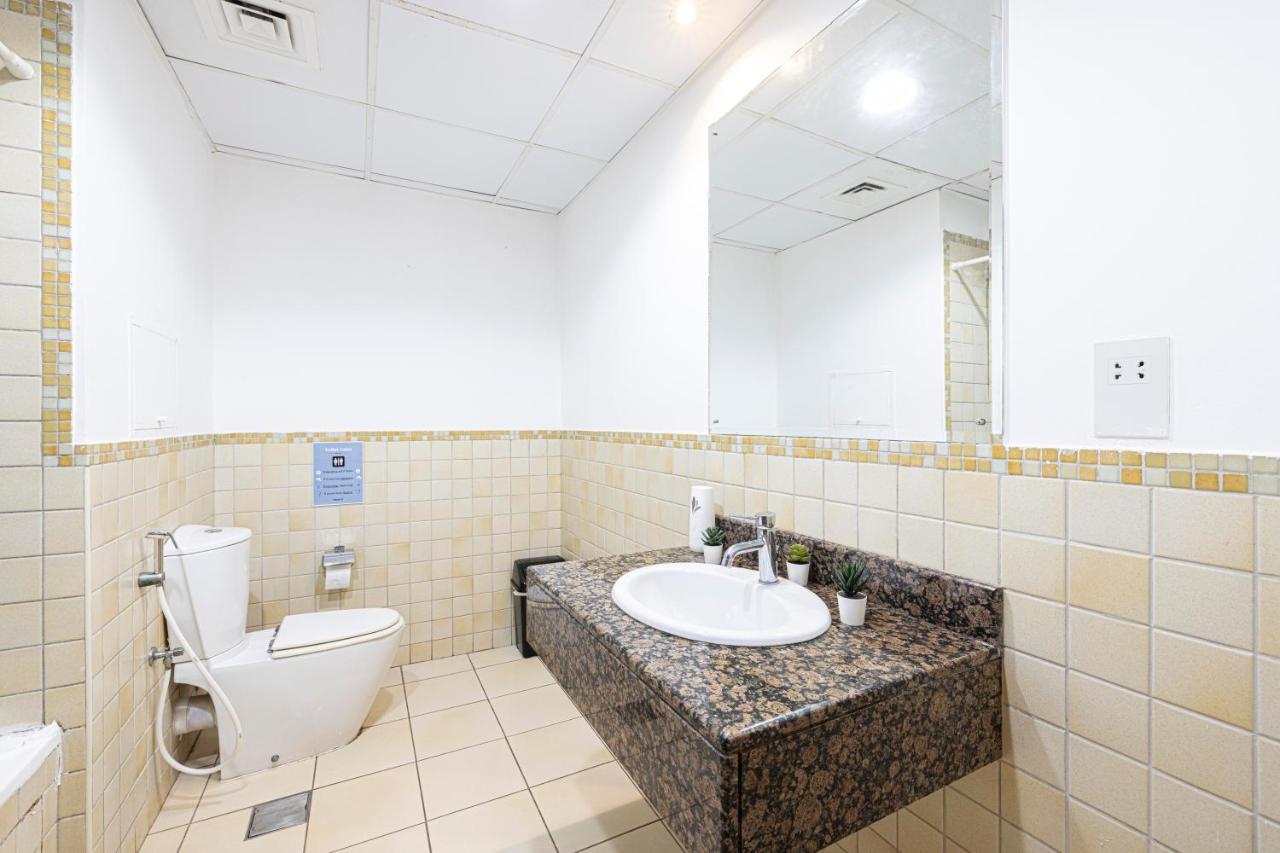 Next'House - Jbr Beach Hostel - Pool - Walk To Jbr Beach - Metro Station Dubai Exteriör bild