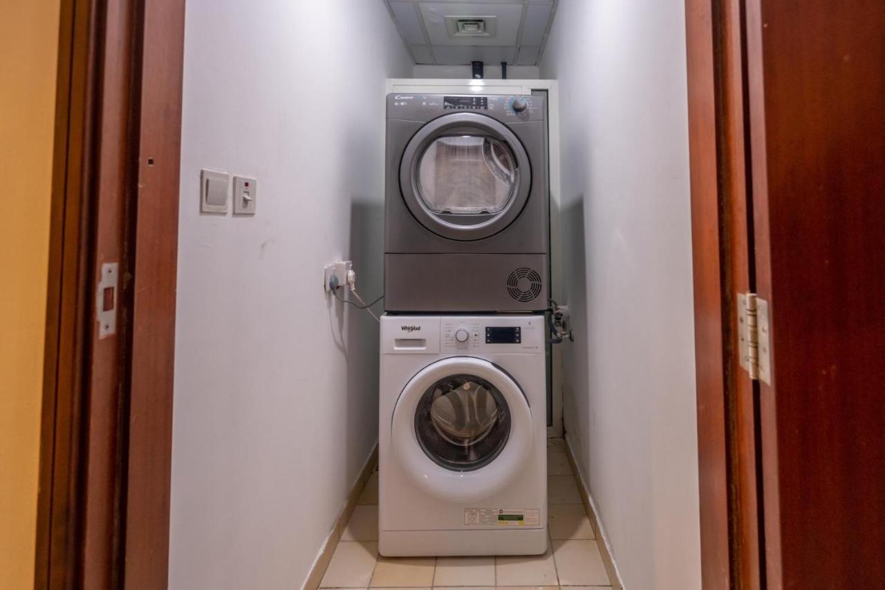 Next'House - Jbr Beach Hostel - Pool - Walk To Jbr Beach - Metro Station Dubai Exteriör bild